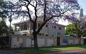 Muckleneuk Guest House